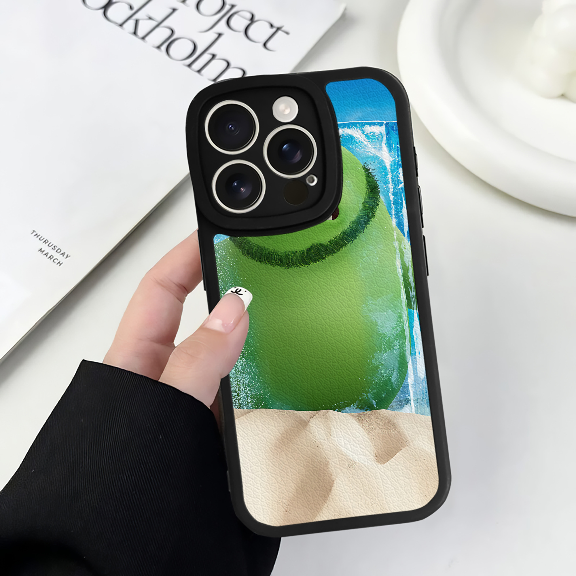 （画像用） Angry Birds アングリーバード 【iPhone 16シリーズ対応】シリコンスマホケース（レザー調） 材質：シリコン